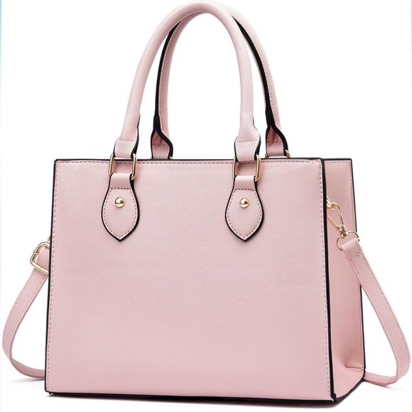 CHICAROUSAL Crossbody Purse // Light Pink - Picture 1 of 12